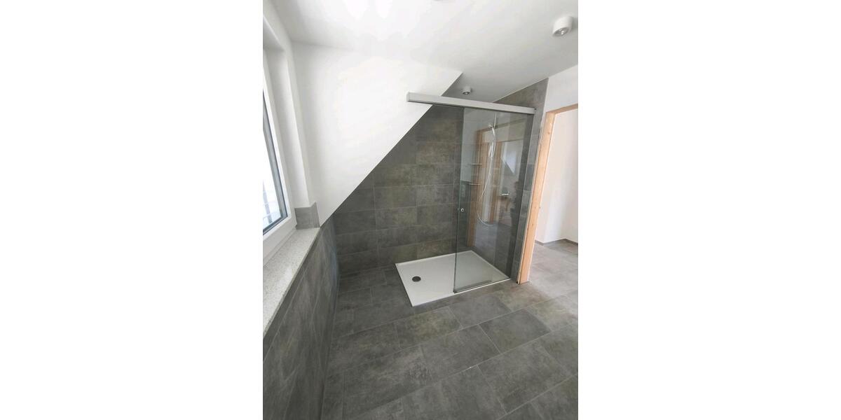 Dachgeschoßwohnung Horgenzell - 2.5 Zimmer, 71 m&sup2;, 1.450&euro; | Angebot:26522086