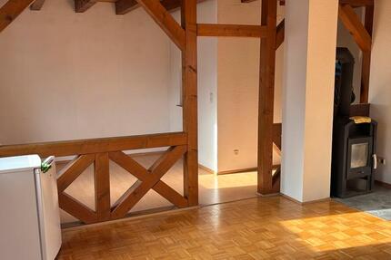 Wohnung Kleinrinderfeld - 4 Zimmer, 85 m&sup2;, 750&euro; | Angebot:25980102