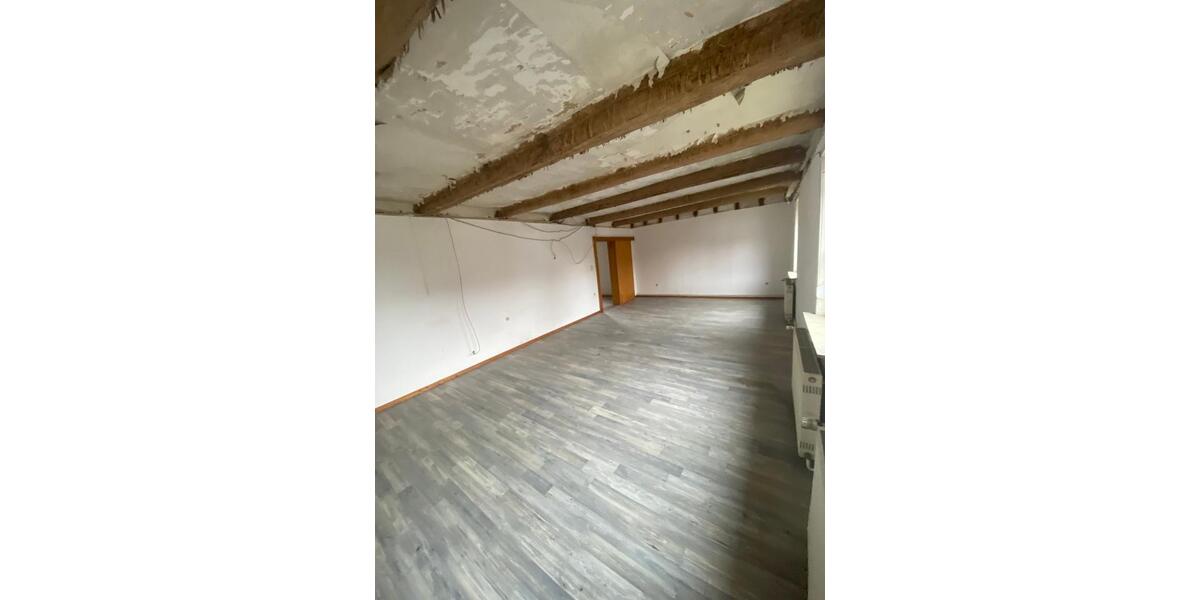 Etagenwohnung Braunschweig Südstadt- Rautheim- Mascherode - 5 Zimmer, 144 m&sup2;, 1.400&euro; | Angebot:25056337