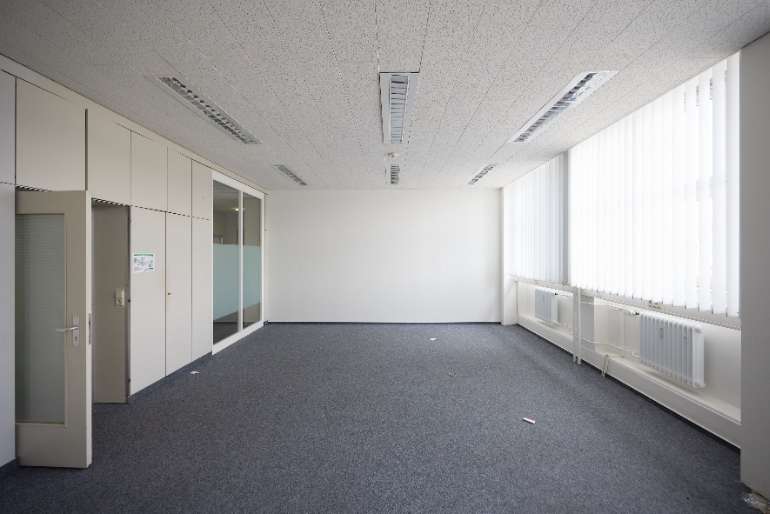 Büro in Stuttgart 5.632 € 512 m²