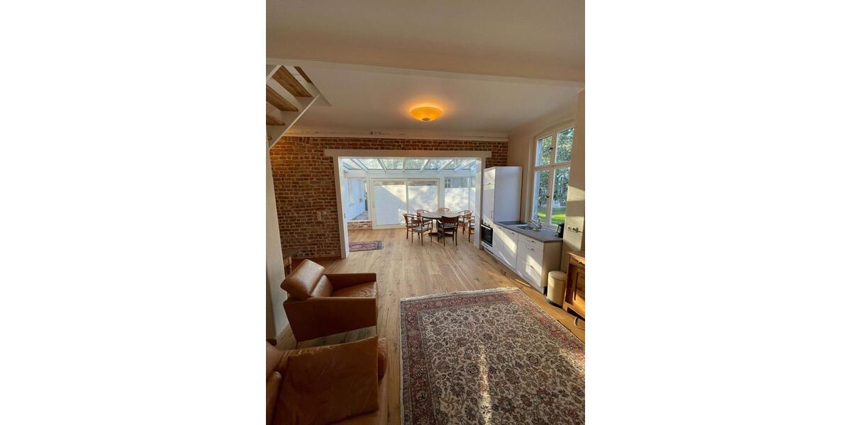 Wohnen auf Zeit Potsdam Babelsberg - 3 Zimmer, 100 m&sup2;, 100&euro; | Angebot:24572014