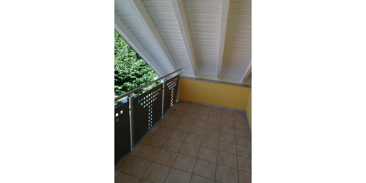 Etagenwohnung Großostheim - 4 Zimmer, 120 m&sup2;, 1.200&euro; | Angebot:24351821