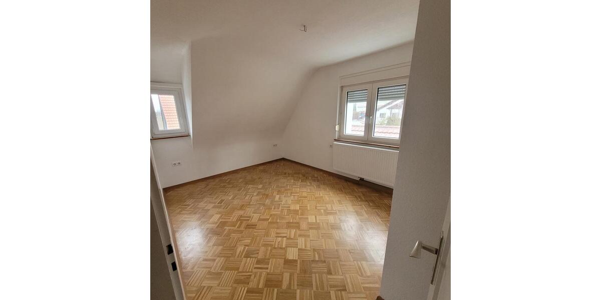 Dachgeschoßwohnung Vellberg - 2 Zimmer, 68 m&sup2;, 750&euro; | Angebot:25723184
