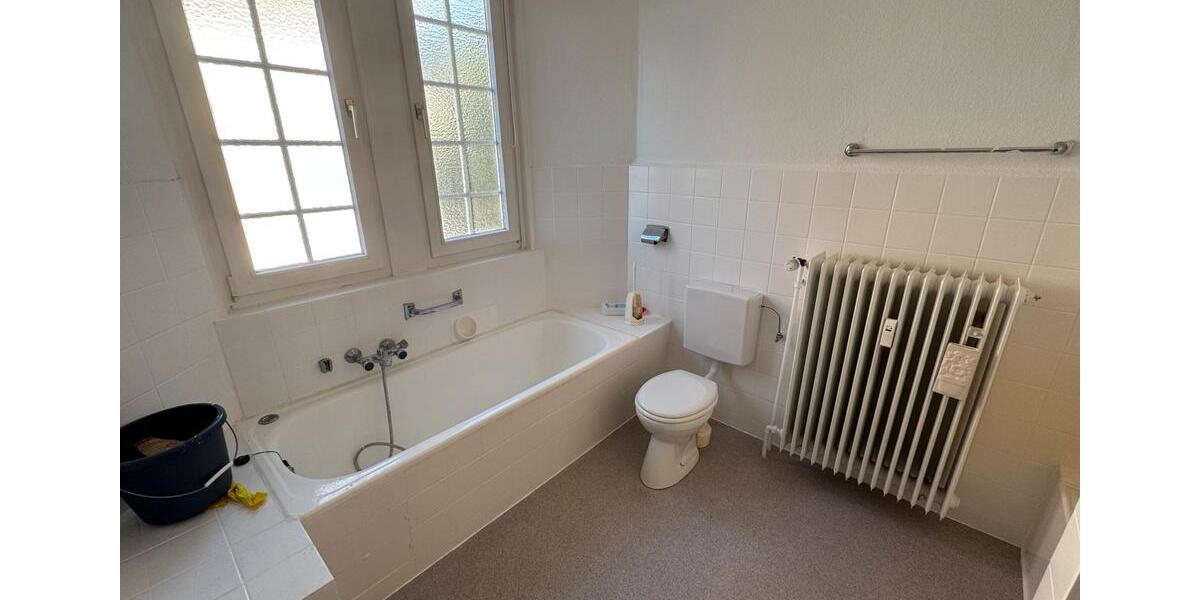 Etagenwohnung Hameln Kernstadt - 4 Zimmer, 91 m&sup2;, 850&euro; | Angebot:26292002