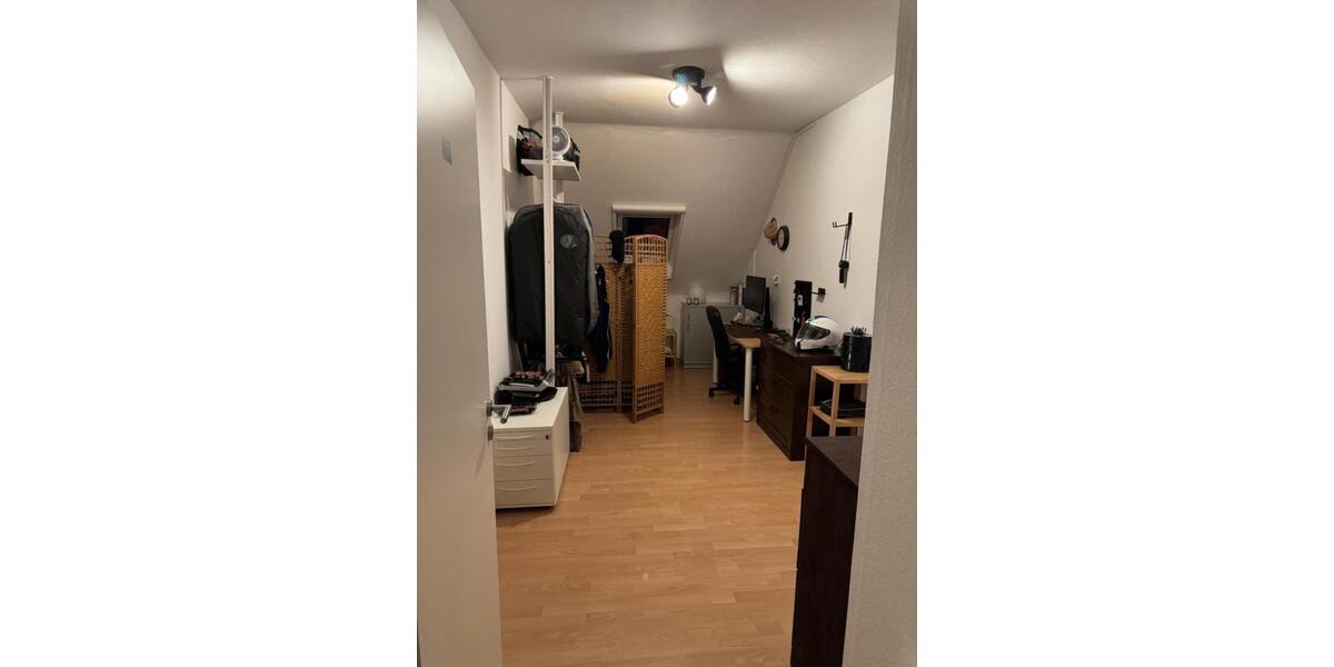 Dachgeschoßwohnung Koblenz Bisholder - 3 Zimmer, 15 m&sup2;, 412&euro; | Angebot:25516752