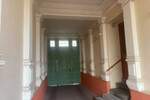 3-Raumwohnung mit Dachterrasse und Weitblick über Halle, Stellplatz, Einbauküche & dekorativen Sichtbalken! 3 zimmer