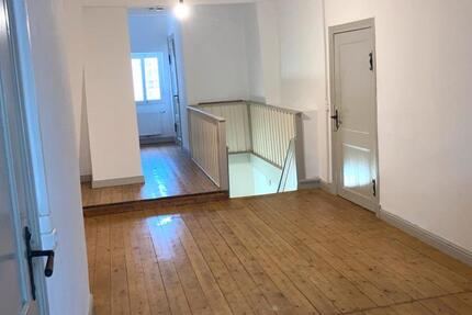 Wohnung Uetersen - 4 Zimmer, 90 m&sup2;, 1.250&euro; | Angebot:25993811