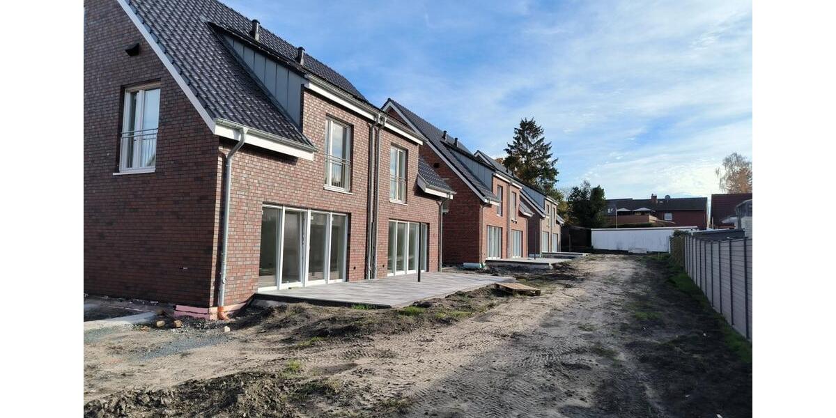 Bald ist alles fertig! Familienfreundliche Doppelhaushälften zu vermieten 6 zimmer