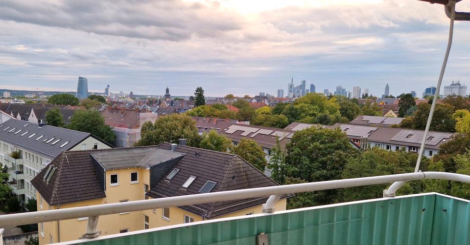Kernsanierte 3-Zimmer-Wohnung zu vermieten zimmer