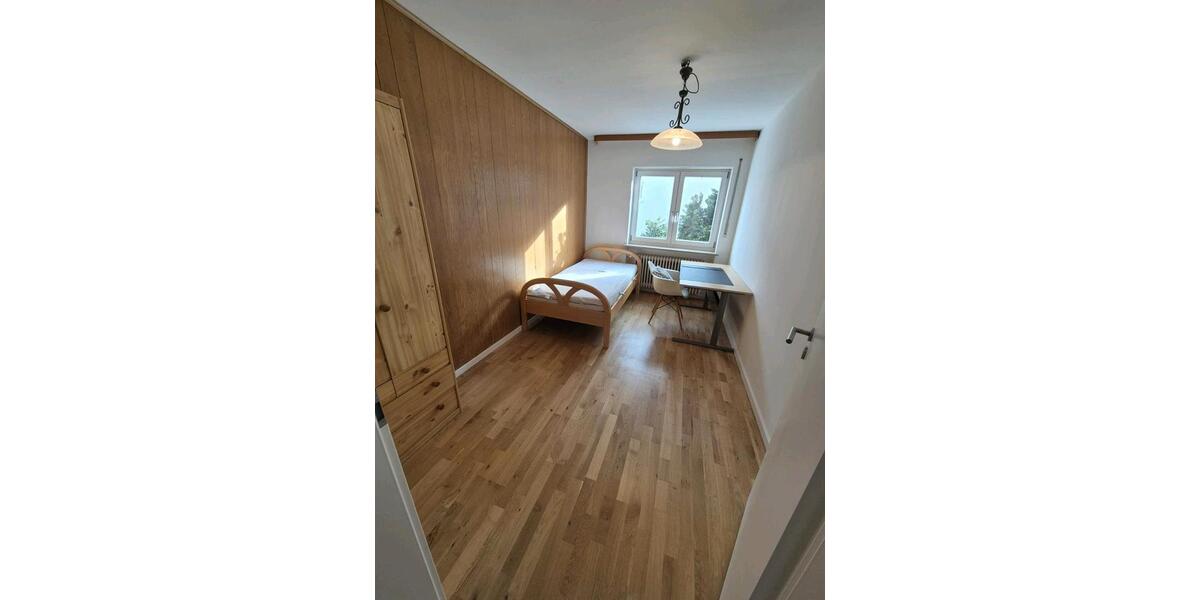 Erdgeschoßwohnung Bubenreuth - 4 Zimmer, 11 m&sup2;, 430&euro; | Angebot:25445926