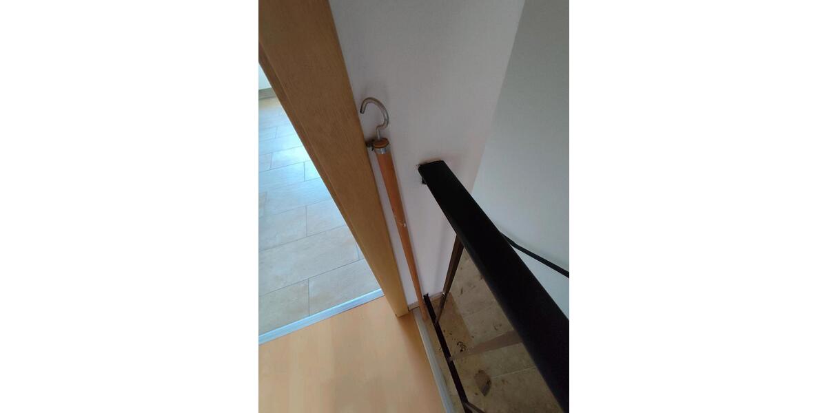 Etagenwohnung Meerbusch - 5 Zimmer, 130 m&sup2;, 1.850&euro; | Angebot:24983748