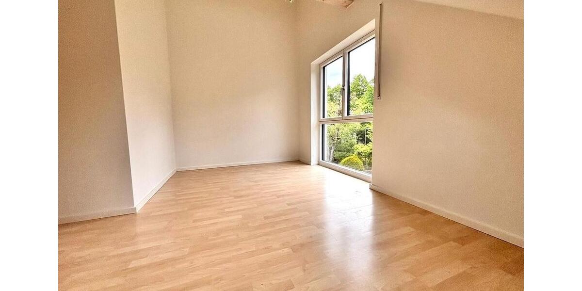 Doppelhaushälfte München Sendling-Westpark - 5 Zimmer, 172 m&sup2;, 3.400&euro; | Angebot:26579077