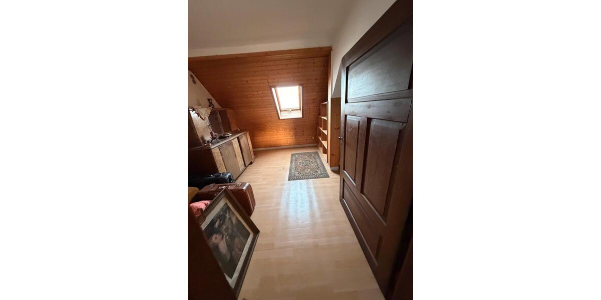 Haus zu vermieten 290qm auch Gewerbe möglich Halle Garten Wohnung 7 zimmer