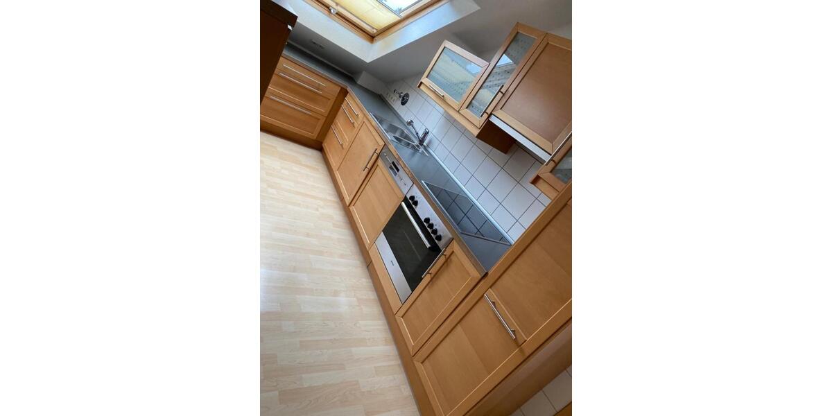 Etagenwohnung Kassel Bettenhausen - 3 Zimmer, 102 m&sup2;, 900&euro; | Angebot:25929939