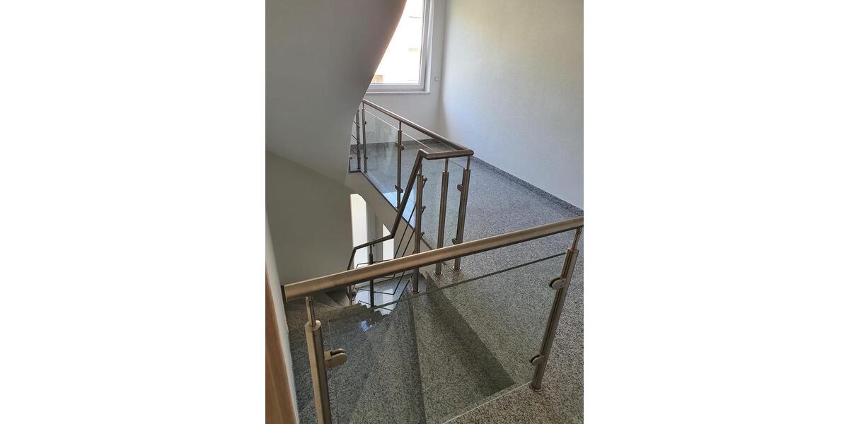 Etagenwohnung Ravenstein - 3 Zimmer, 90 m&sup2;, 900&euro; | Angebot:24828137