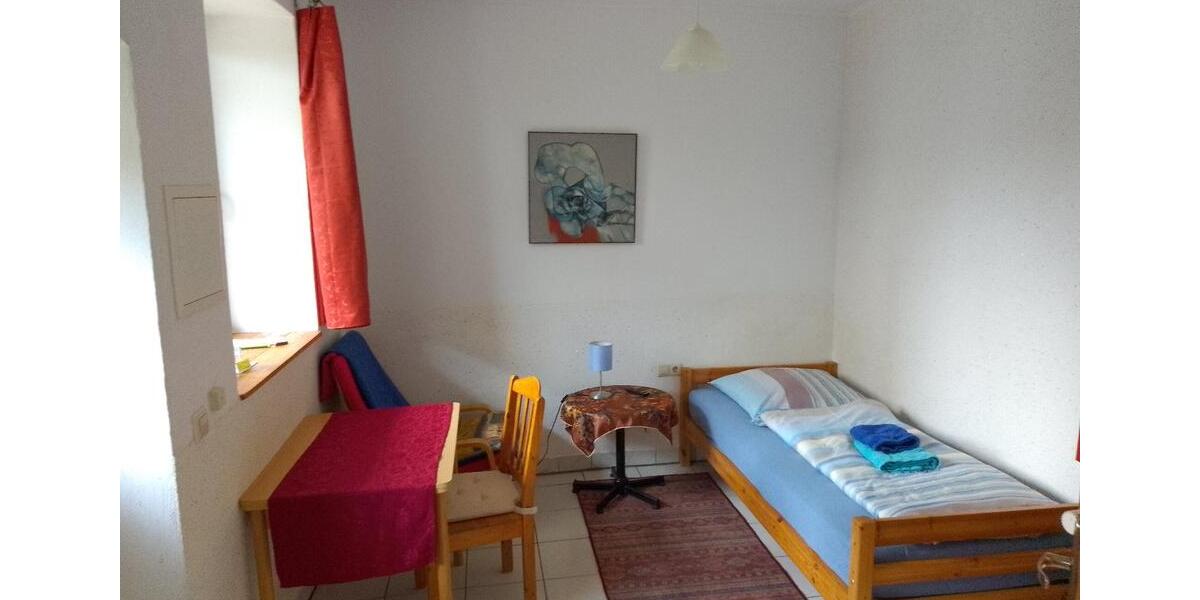 Wohnen auf Zeit Laatzen - 1 Zimmer, 15 m&sup2;, 550&euro; | Angebot:25715235