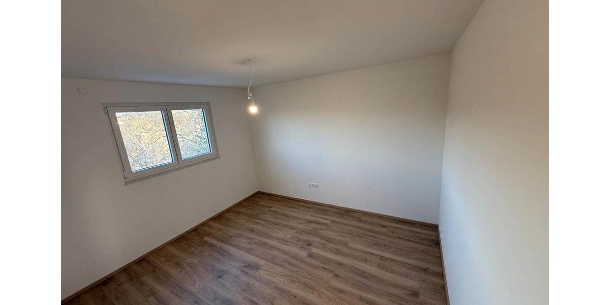 Etagenwohnung Rosenfeld - 3 Zimmer, 69 m&sup2;, 828&euro; | Angebot:25948370