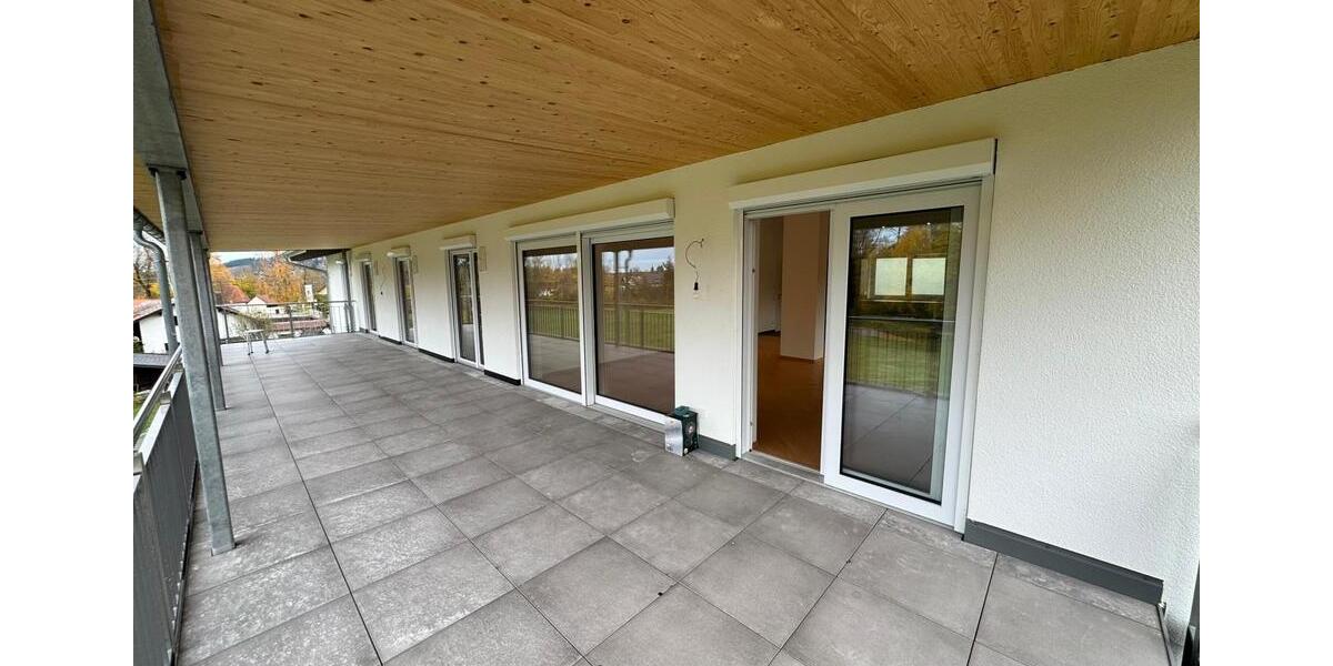 Dachgeschoßwohnung Isny im Allgäu - 4 Zimmer, 183 m&sup2;, 2.400&euro; | Angebot:24719606