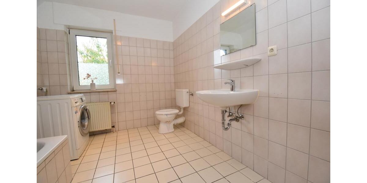 Dachgeschoßwohnung Friesoythe - 4 Zimmer, 89 m&sup2;, 650&euro; | Angebot:23216939
