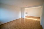 Erdgeschoßwohnung Hünfeld - 4 Zimmer, 120 m&sup2;, 660&euro; | Angebot:25054313