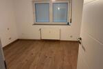 Etagenwohnung Schmelz - 3 Zimmer, 120 m&sup2;, 900&euro; | Angebot:26221113