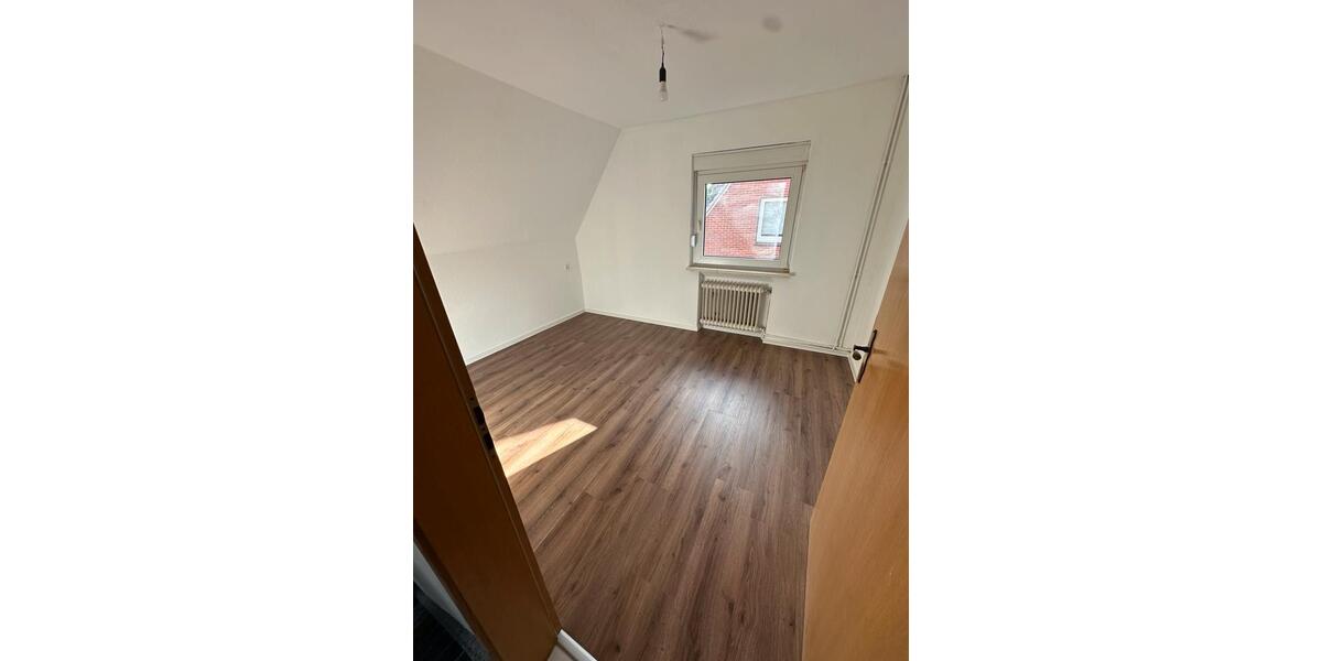 Doppelhaushälfte Saterland - 5 Zimmer, 147 m&sup2;, 1.100&euro; | Angebot:26698293