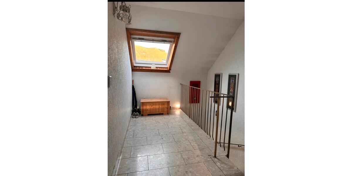 Dachgeschoßwohnung Bad Soden-Salmünster Salmünster - 4 Zimmer, 100 m&sup2;, 650&euro; | Angebot:25908616