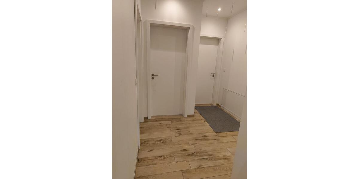 Etagenwohnung Mettendorf - 4 Zimmer, 120 m&sup2;, 1.000&euro; | Angebot:26568279