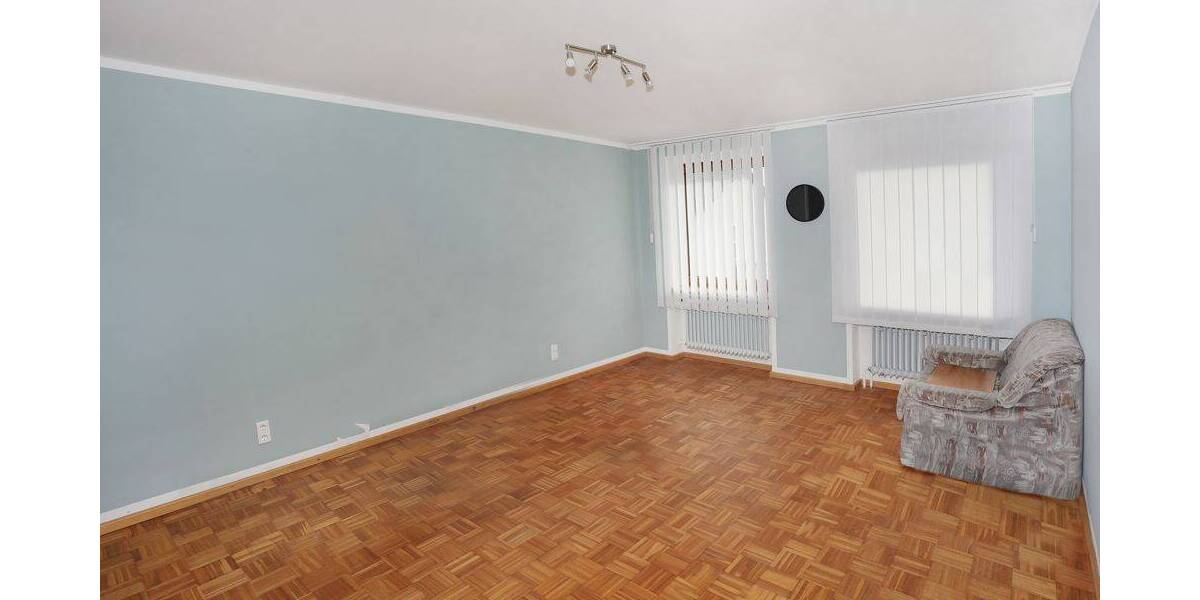 Etagenwohnung Altdorf - 4 Zimmer, 103 m&sup2;, 1.100&euro; | Angebot:26826791