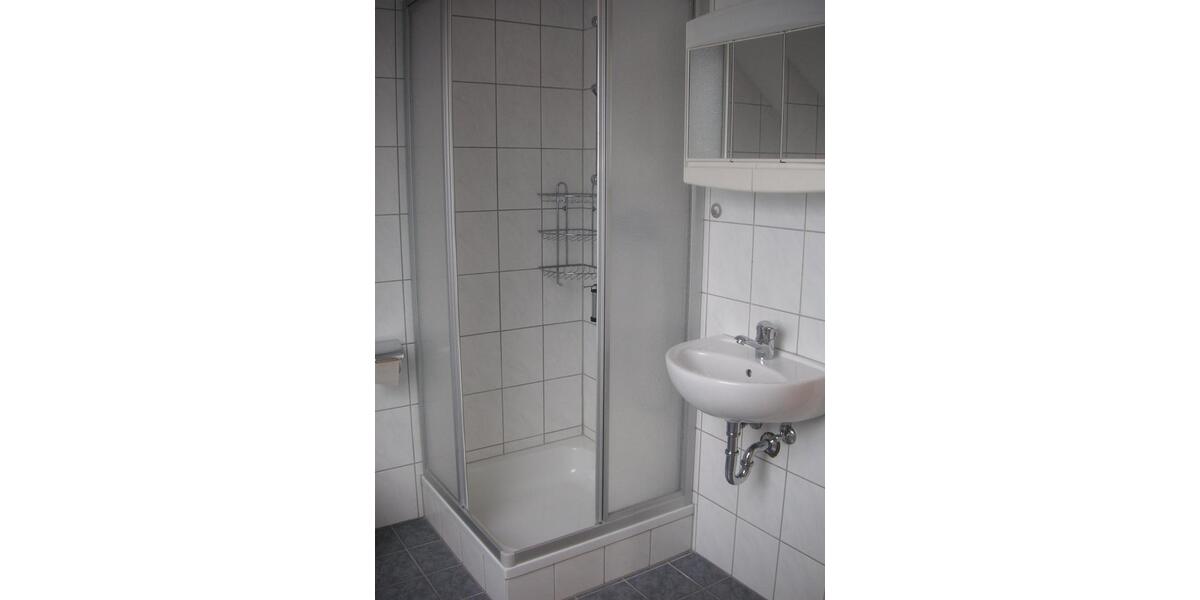 Dachgeschoßwohnung Ergolding - 2 Zimmer, 52 m&sup2;, 710&euro; | Angebot:25968137