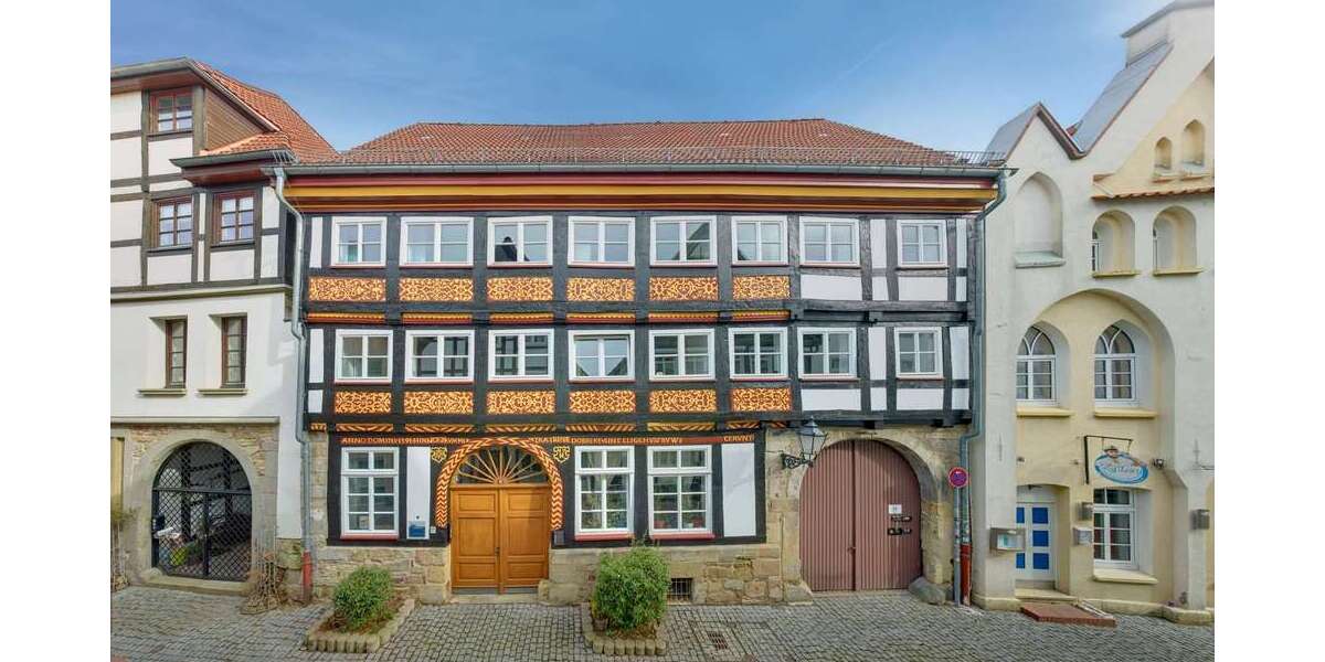 Etagenwohnung Hameln Altstadt - 3 Zimmer, 106 m&sup2;, 668&euro; | Angebot:27023846