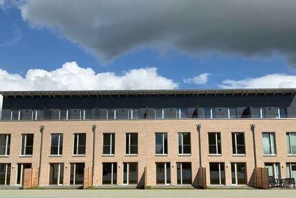 Haus zum Mieten in Jübek 1.400 € 145.68 m² 4 zimmer