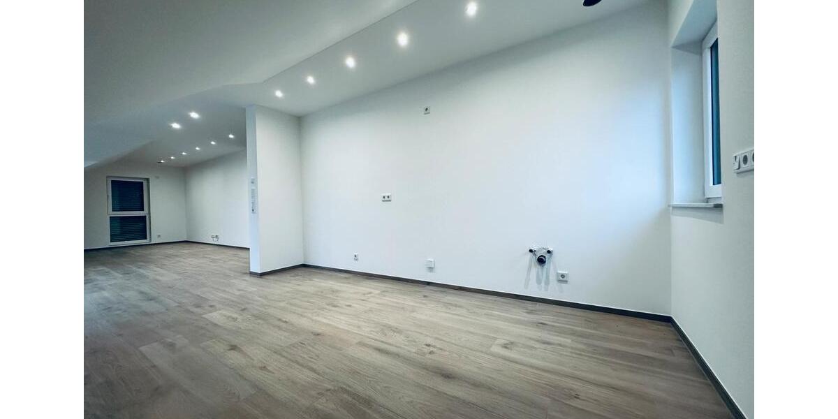 Dachgeschoßwohnung Breuberg - 4 Zimmer, 114 m&sup2;, 1.200&euro; | Angebot:24382979