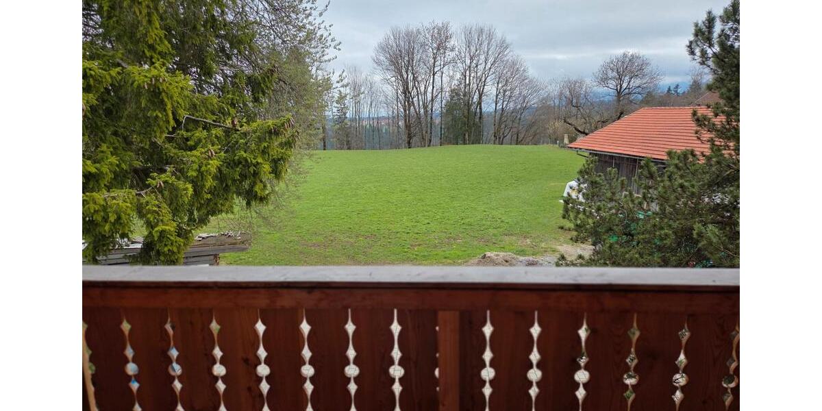 Dachgeschoßwohnung Wildsteig - 3 Zimmer, 99 m&sup2;, 1.250&euro; | Angebot:26047333