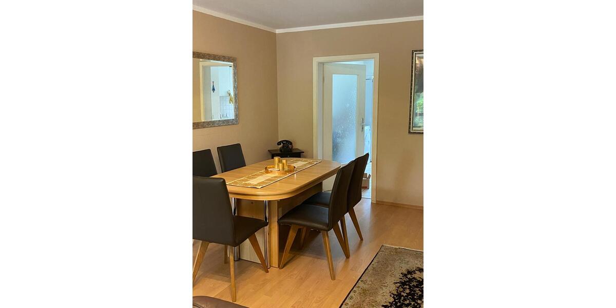Etagenwohnung Wiesbaden Dotzheim - 3 Zimmer, 80 m&sup2;, 1.350&euro; | Angebot:26493137