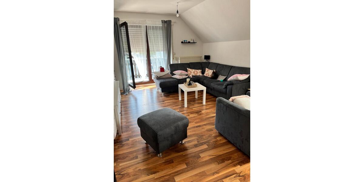 Dachgeschoßwohnung Boppard - 3 Zimmer, 90 m&sup2;, 890&euro; | Angebot:24704906