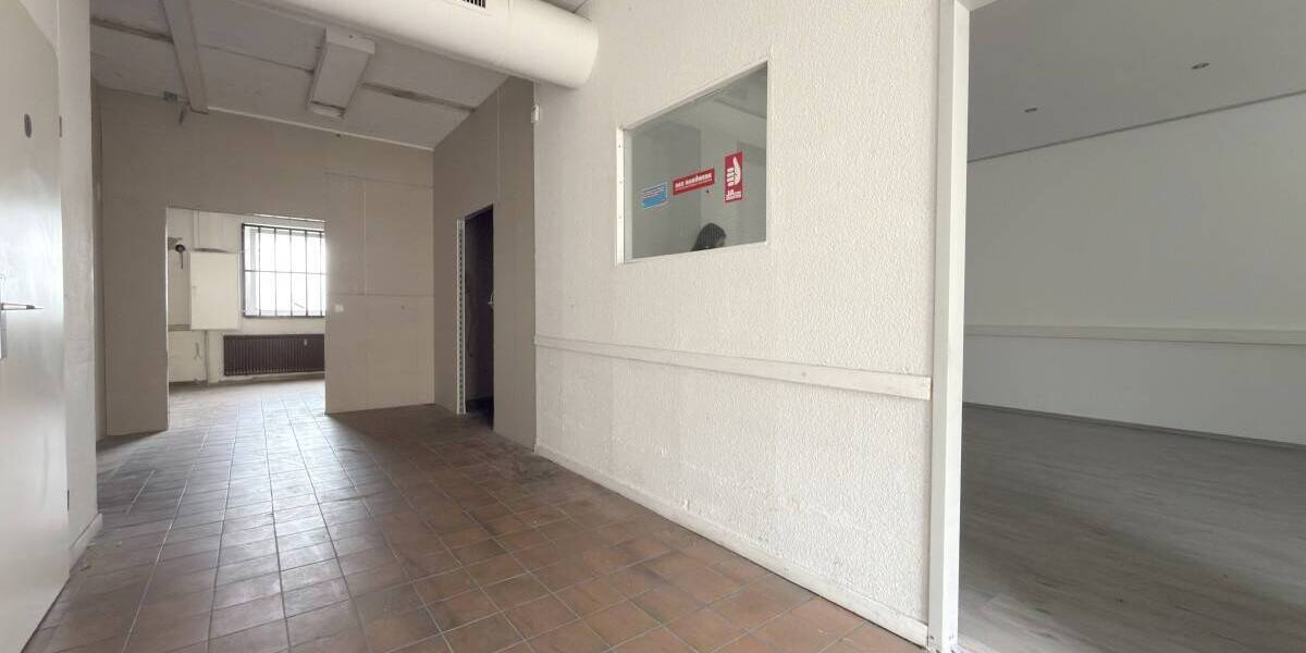 Gewerbeobjekt Oberhausen Lirich-Nord - 1.305&euro; | Angebot:26585908
