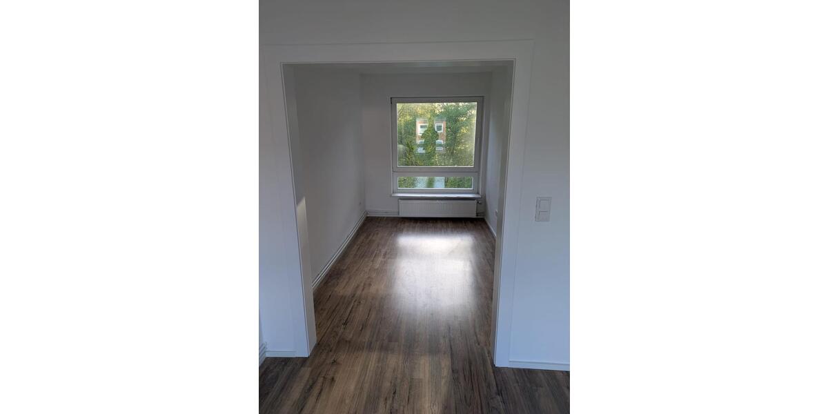 Etagenwohnung Wilhelmshaven Altengroden - 4 Zimmer, 80 m&sup2;, 600&euro; | Angebot:26518161