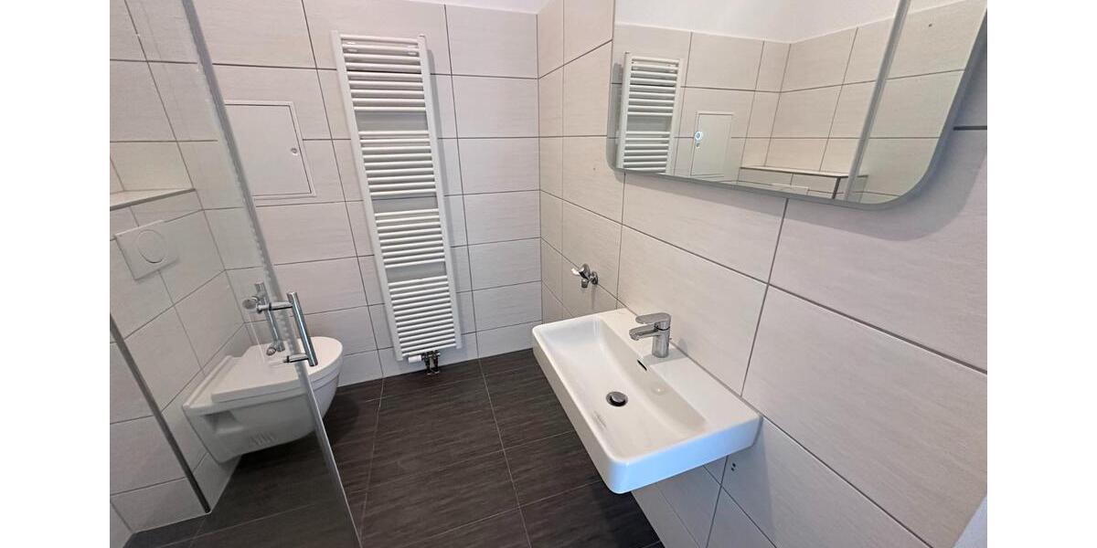 Etagenwohnung Blankenburg (Harz) - 3.5 Zimmer, 87 m&sup2;, 599&euro; | Angebot:26656109
