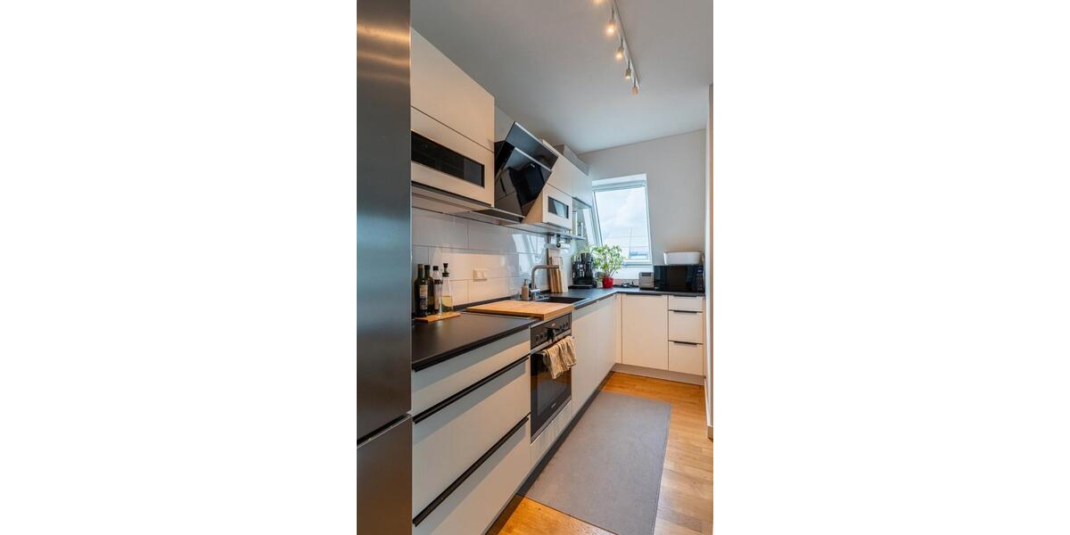 Dachgeschoßwohnung Berlin Lichtenberg - 3.5 Zimmer, 108 m&sup2;, 2.000&euro; | Angebot:26699559