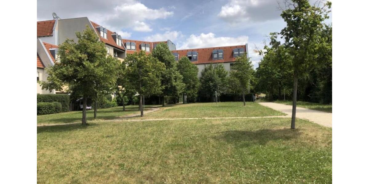Dachgeschoßwohnung Ansbach - 3 Zimmer, 90 m&sup2;, 900&euro; | Angebot:24561694