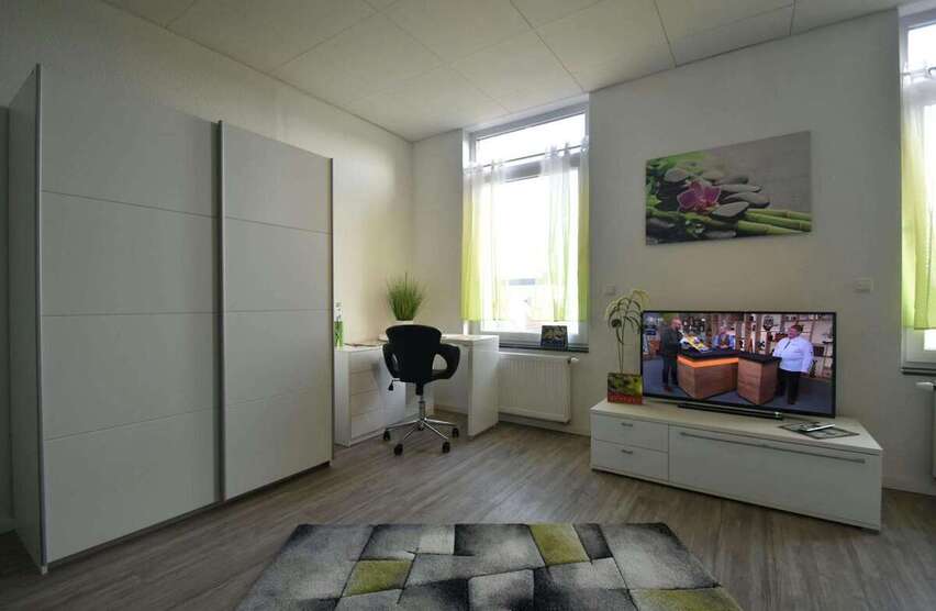 Wohnen auf Zeit in Raunheim 1.385 € 1 zimmer