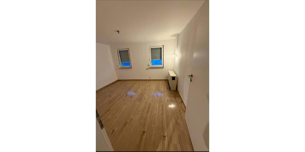 Mehrfamilienhaus, Wohnhaus Balingen - 6 Zimmer, 105 m&sup2;, 900&euro; | Angebot:24744635