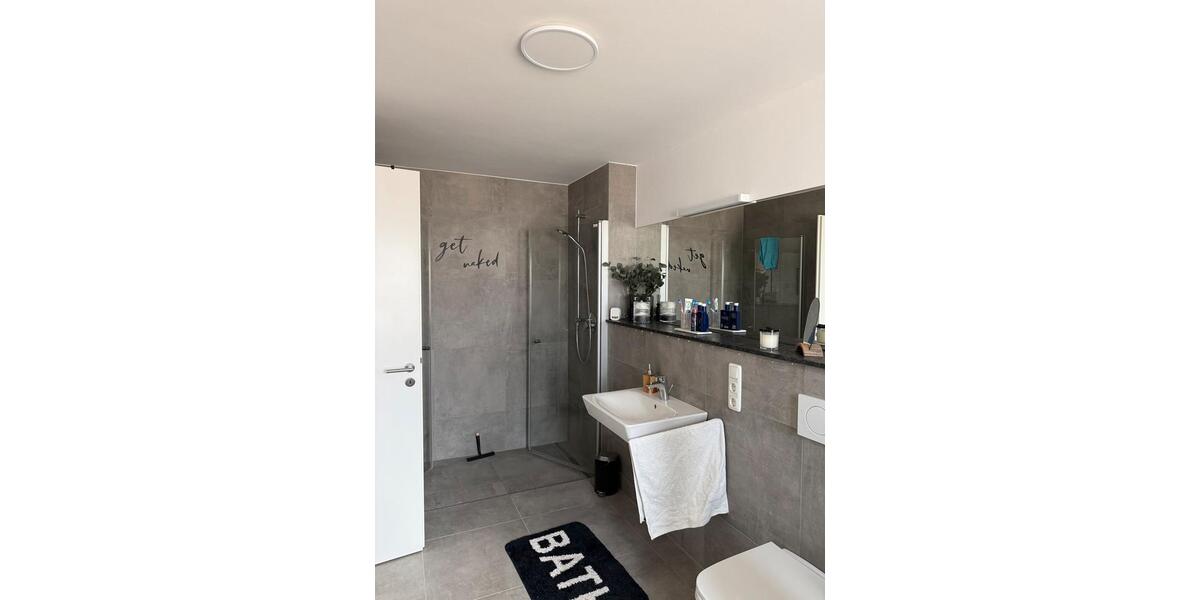 Etagenwohnung Mönchengladbach Nord - 2 Zimmer, 63 m&sup2;, 940&euro; | Angebot:26548404