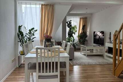 Wohnung zum Mieten in Mönchengladbach 1.180 € 127 m² 4 zimmer