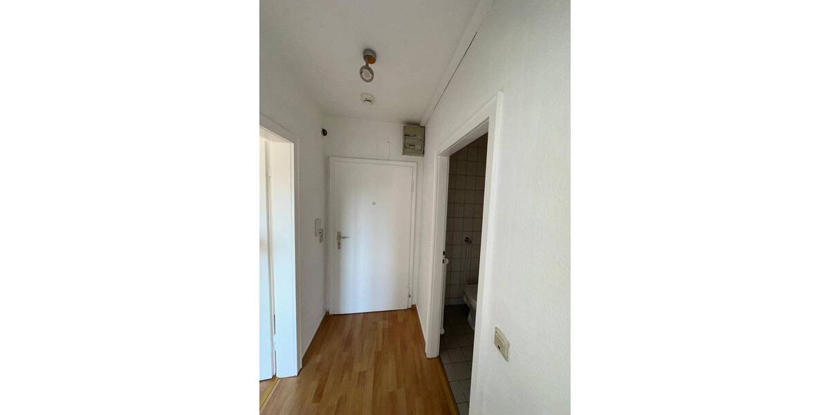 2 ZKB mit Balkon, 3.OG mitte, Breitestr. 18-20, 66115 Saarbrücken 2 zimmer