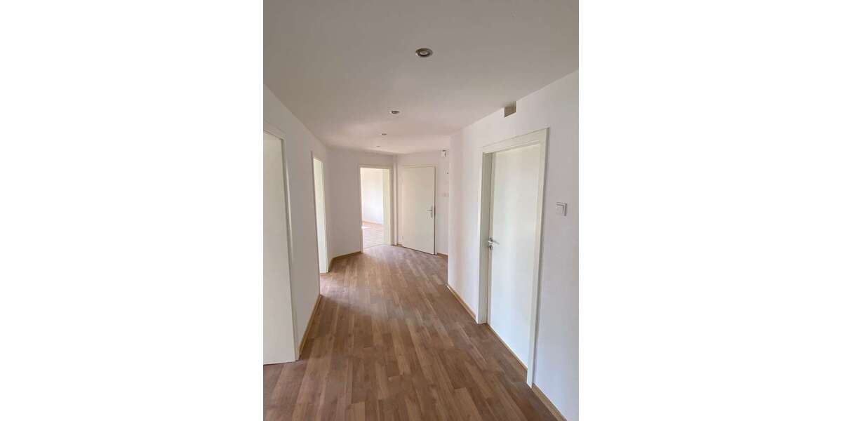Etagenwohnung Saarbrücken / Malstatt Malstatt - 4 Zimmer, 106 m&sup2;, 730&euro; | Angebot:27280919