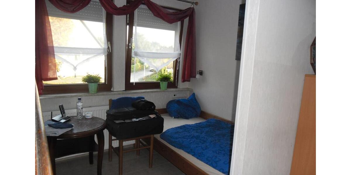 Wohnen auf Zeit Ratingen Lintorf - 1 Zimmer, 18 m&sup2;, 360&euro; | Angebot:26628636