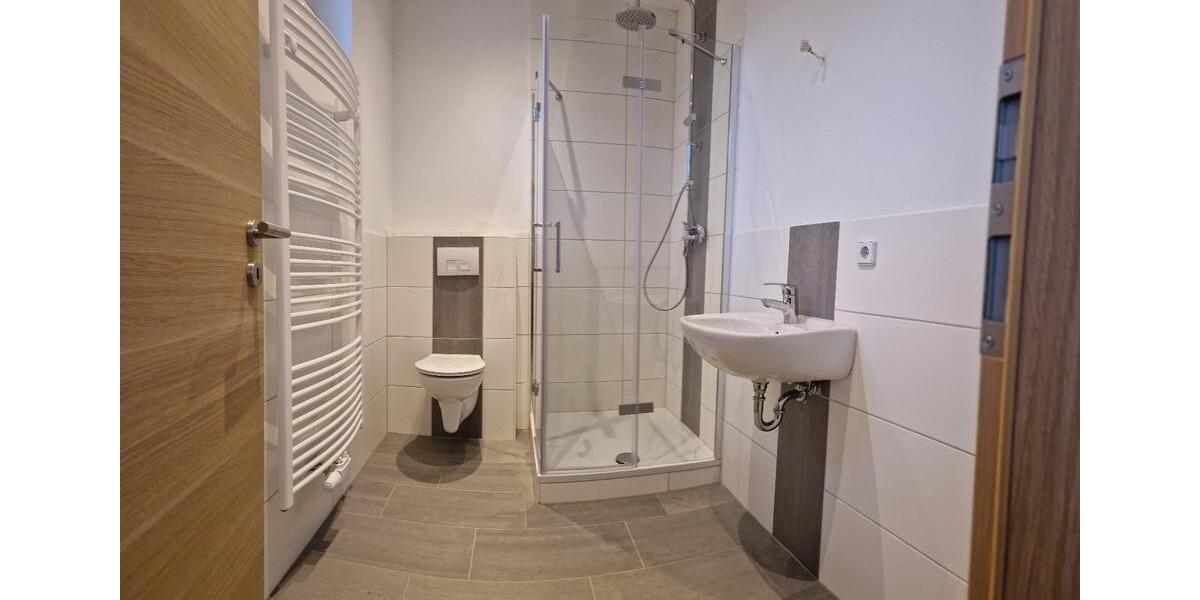 Erdgeschoßwohnung Hartmannsdorf - 2 Zimmer, 45 m&sup2;, 270&euro; | Angebot:26251359