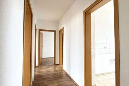 Wohnung Schwerin Neumühle - 3 Zimmer, 66 m&sup2;, 595&euro; | Angebot:25228030